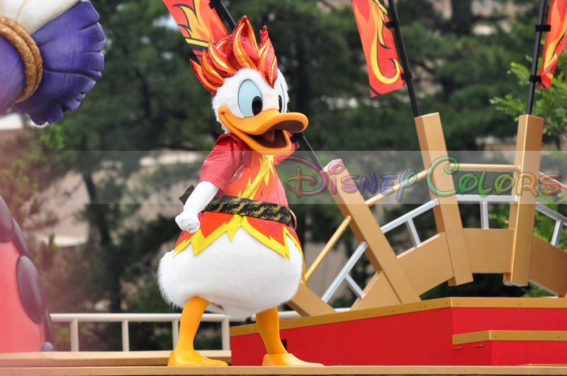 爽涼鼓舞が当たる火曜日 13年7月23日 東京ディズニーランドのインレポ 前編 Disney Colors Blog