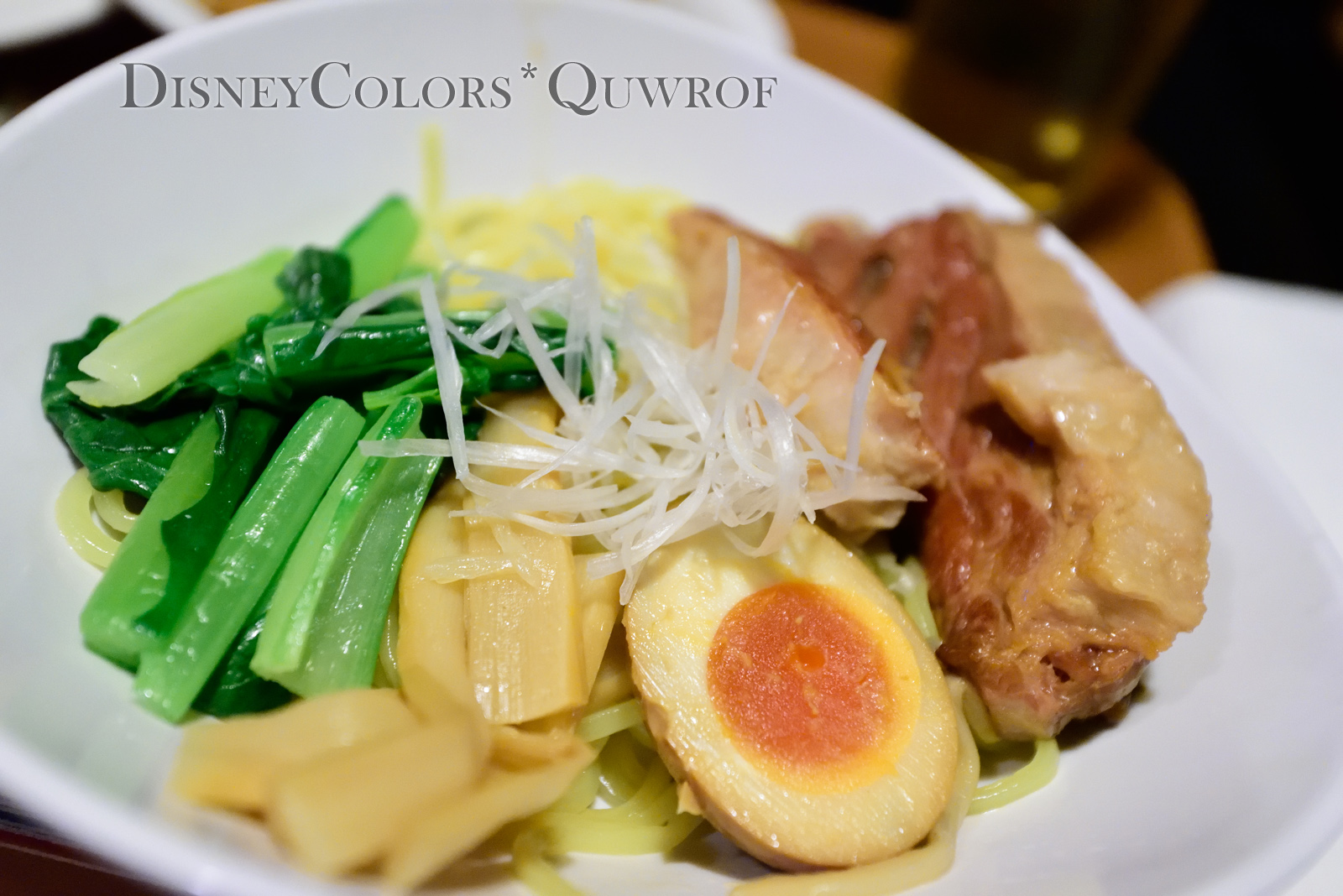 ポークリブが美味しい限定つけ麺が登場 ヴォルケイニア レストラン01 Disney Colors Blog