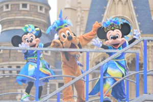 雅涼群舞15はチーム交代 観賞が抽選制 ディズニー夏祭り15 詳細発表 Disney Colors Blog