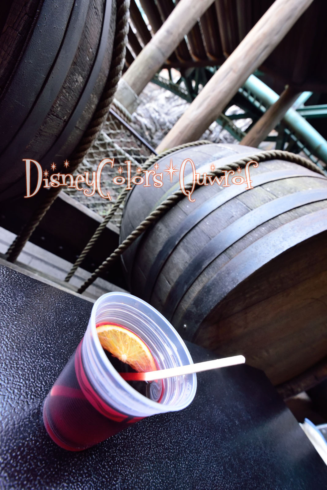 ディズニーシー15 16冬に販売のアルコール3種飲み比べレポ Disney Colors Blog