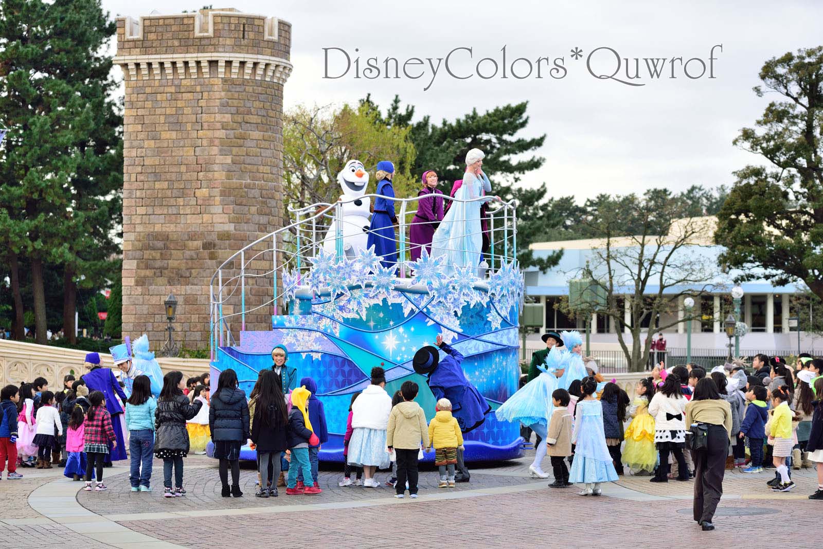 アナ雪イベントがスタート 16年1月11日 13日 ディズニーランドのインレポ Disney Colors Blog