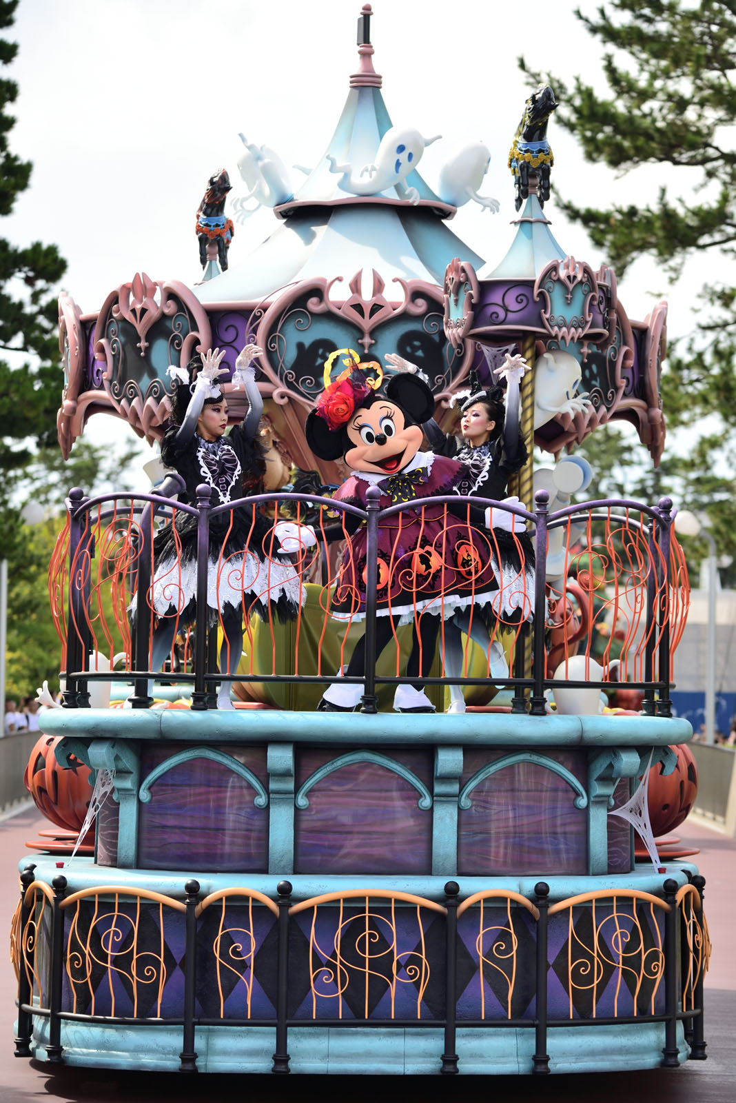 東京ディズニーランド スプーキー“Boo!”パレード2018 ミニー