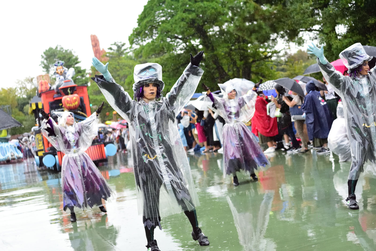 東京ディズニーランド スプーキー“Boo!”パレード2018