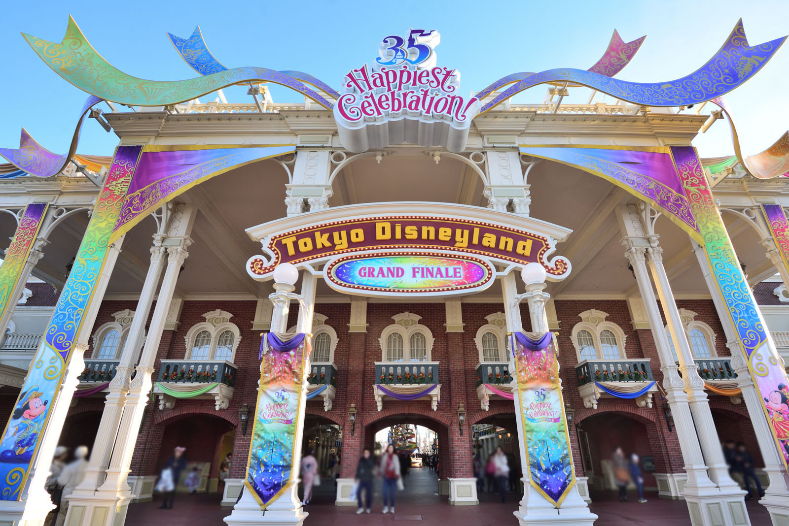 東京ディズニーリゾート35周年“Happiest Celebration!”グランドフィナーレ デコレーション