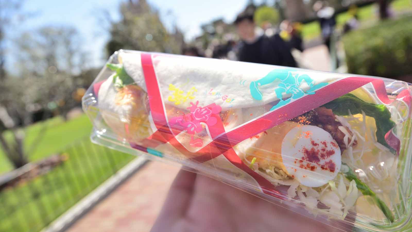 ワンコインのイースター限定タコスを食べてきました フードブース ディズニー イースター19 qビーフ エッグのソフトタコス Disney Colors Blog