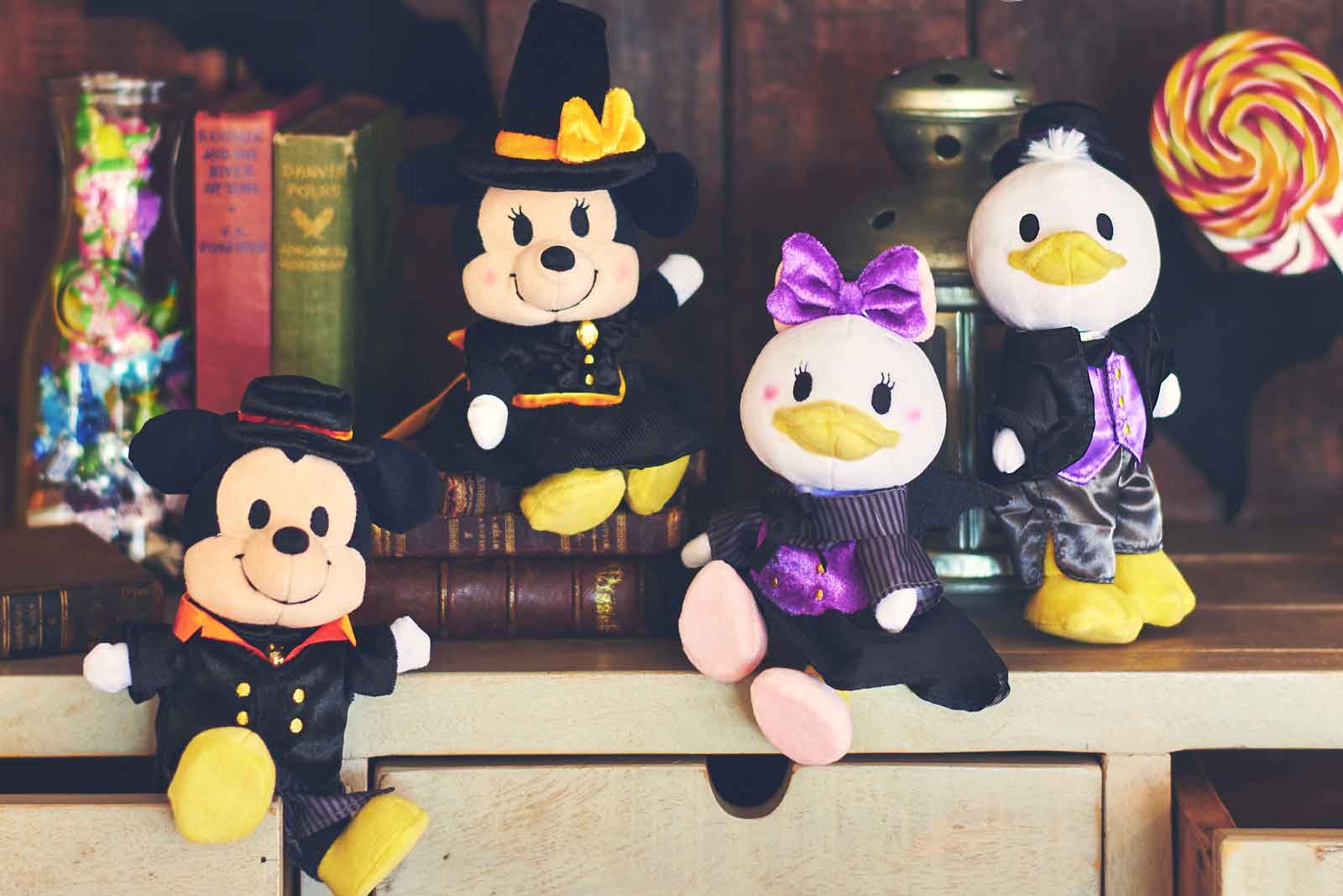 ディズニーストア ハロウィーン ぬいもーず