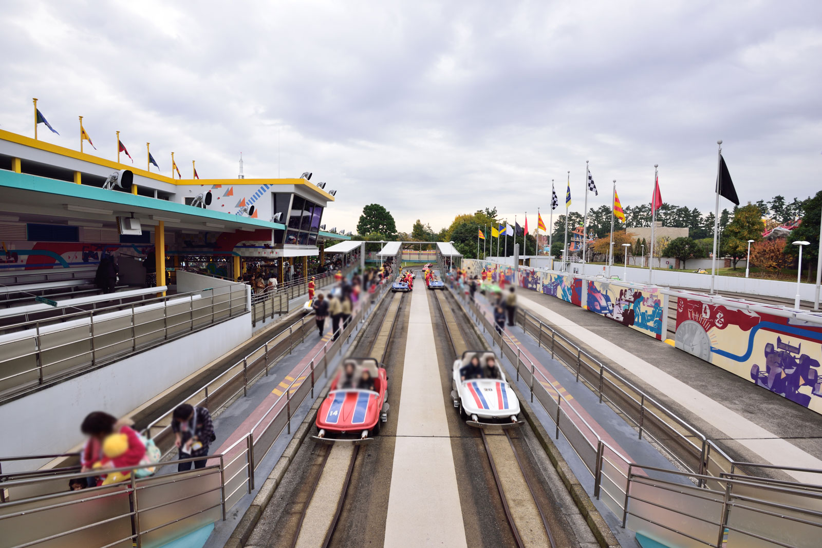 東京ディズニーランド グランドサーキット・レースウェイ