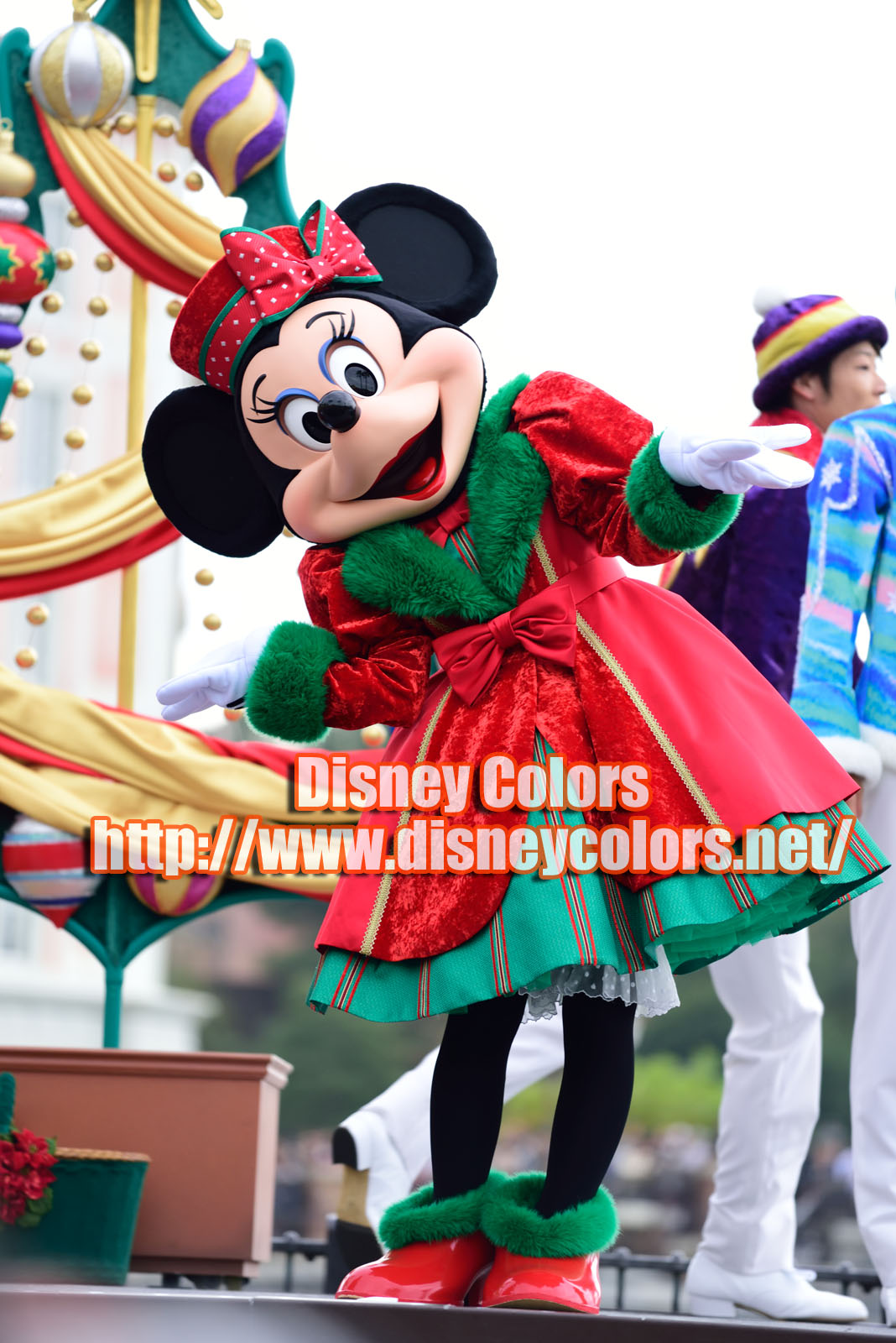 Tds パーフェクト クリスマス17 鑑賞ガイド Disney Colors Event Guide