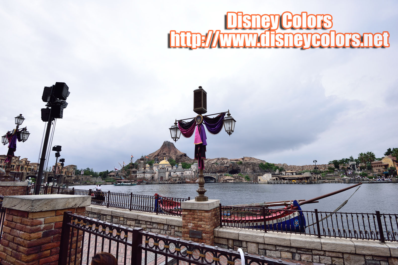 Tds パーフェクト クリスマス17 鑑賞ガイド Disney Colors Event Guide